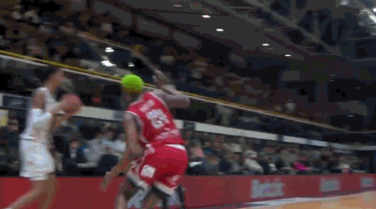  勇士末节翻盘上演经典逆转  